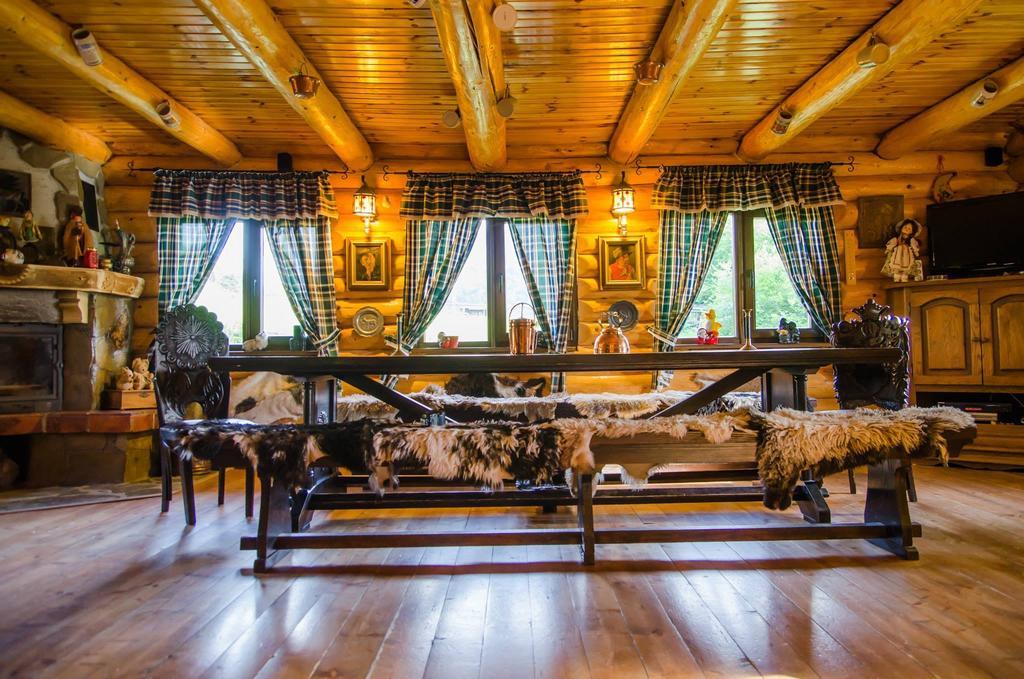 Cabana Vanatorului Rîşnov Luaran gambar